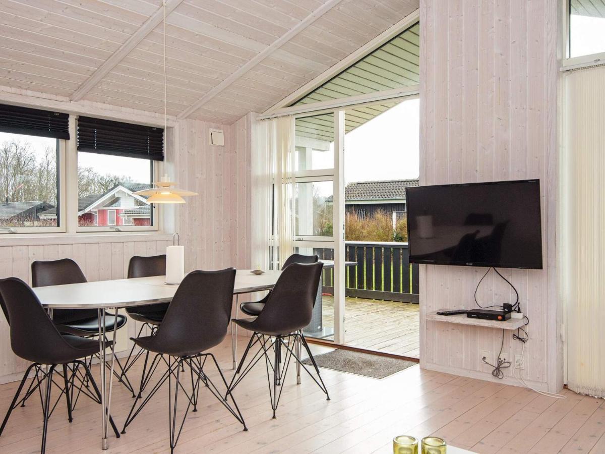 Three-Bedroom Holiday Home In Juelsminde 18 Sonderby  Luaran gambar